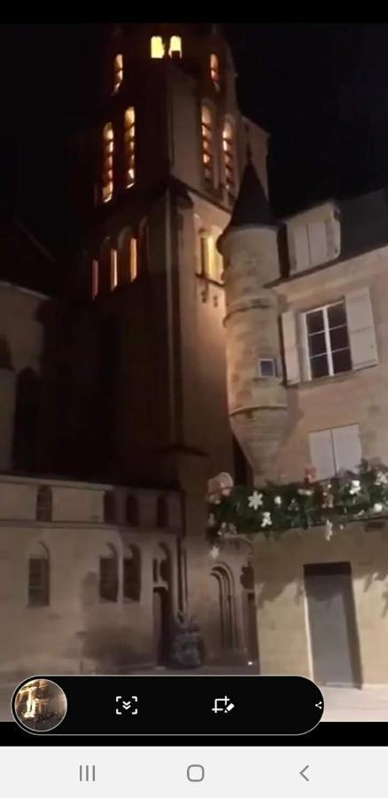 Chambre Climatisee Au Coeur De Brive Avec Televiseur Connecte Wifi Netflix 외부 사진